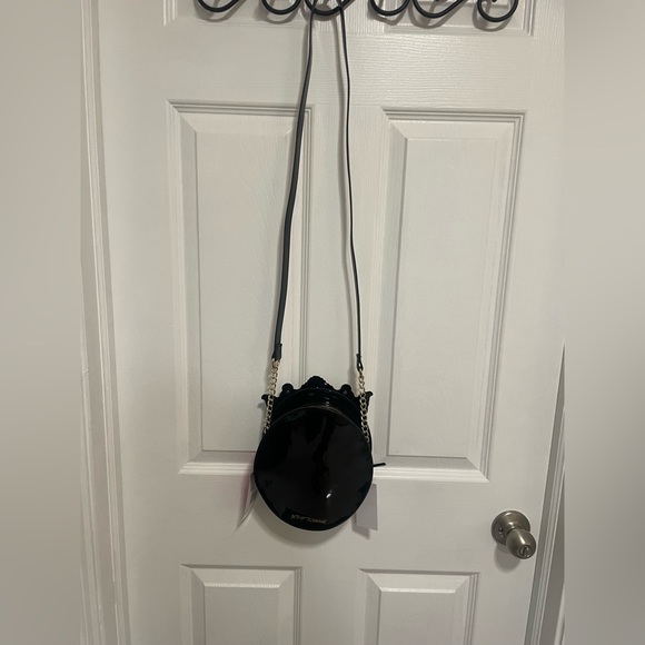 Betsey Johnson Kitsch crossbody sugar skull black - Picture 4 of 8